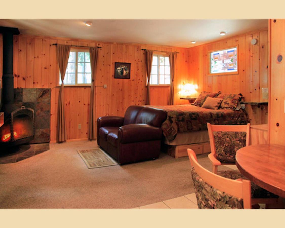 Silver Pines Lodge Idyllwild Extérieur photo