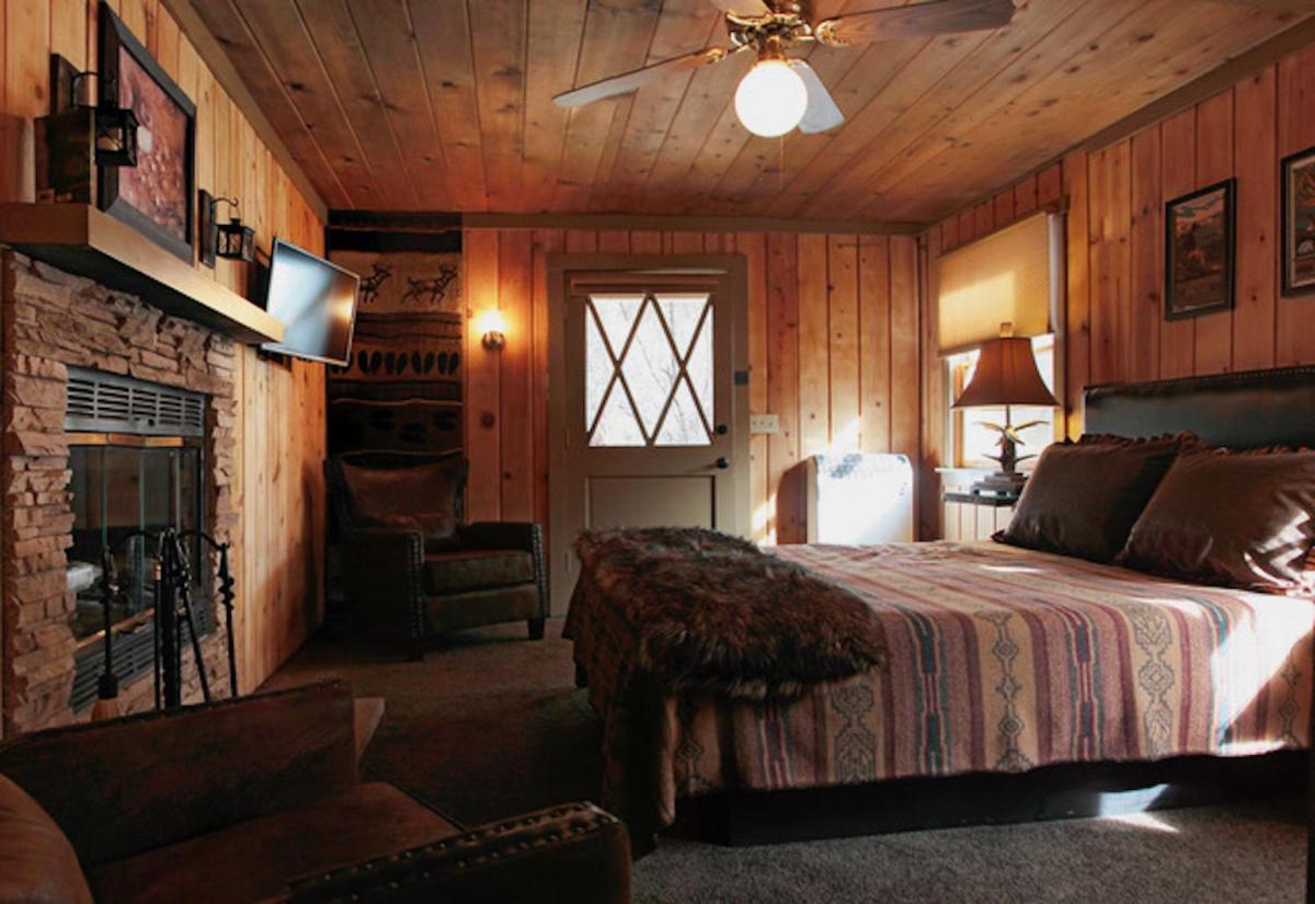 Silver Pines Lodge Idyllwild Extérieur photo