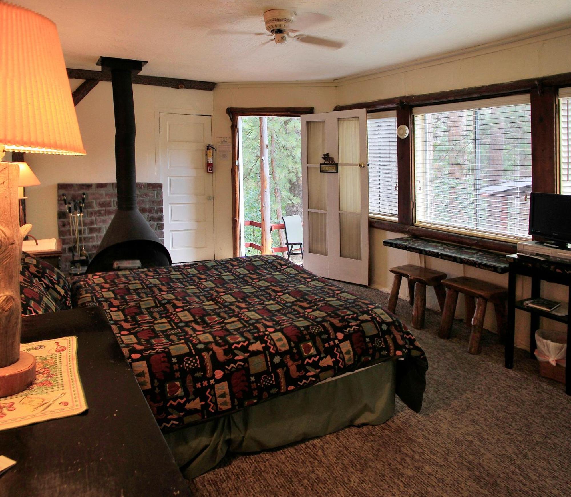 Silver Pines Lodge Idyllwild Extérieur photo